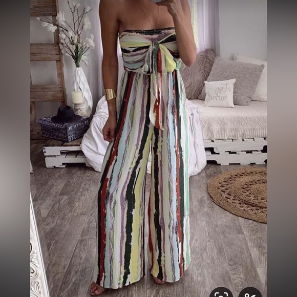 Brand New with tags Luxxel jumpsuit striped. - Picture 3 of 8